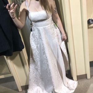 *BRAND NEW* White Prom Dress